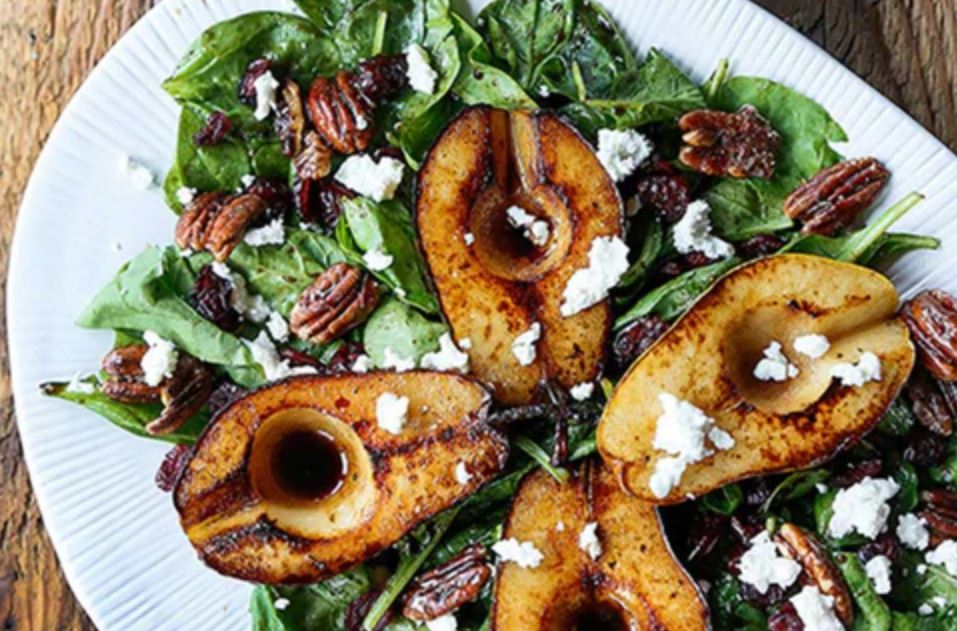 Caramelized Pear & Pecan Salad