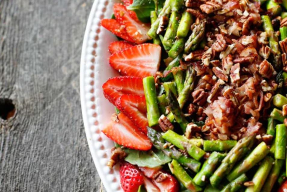 Strawberry, Asparagus & Pancetta Salad with Pomegranate Vinaigrette
