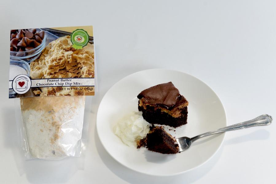 PEANUT BUTTER CHOCOLATE CHIP CAKE