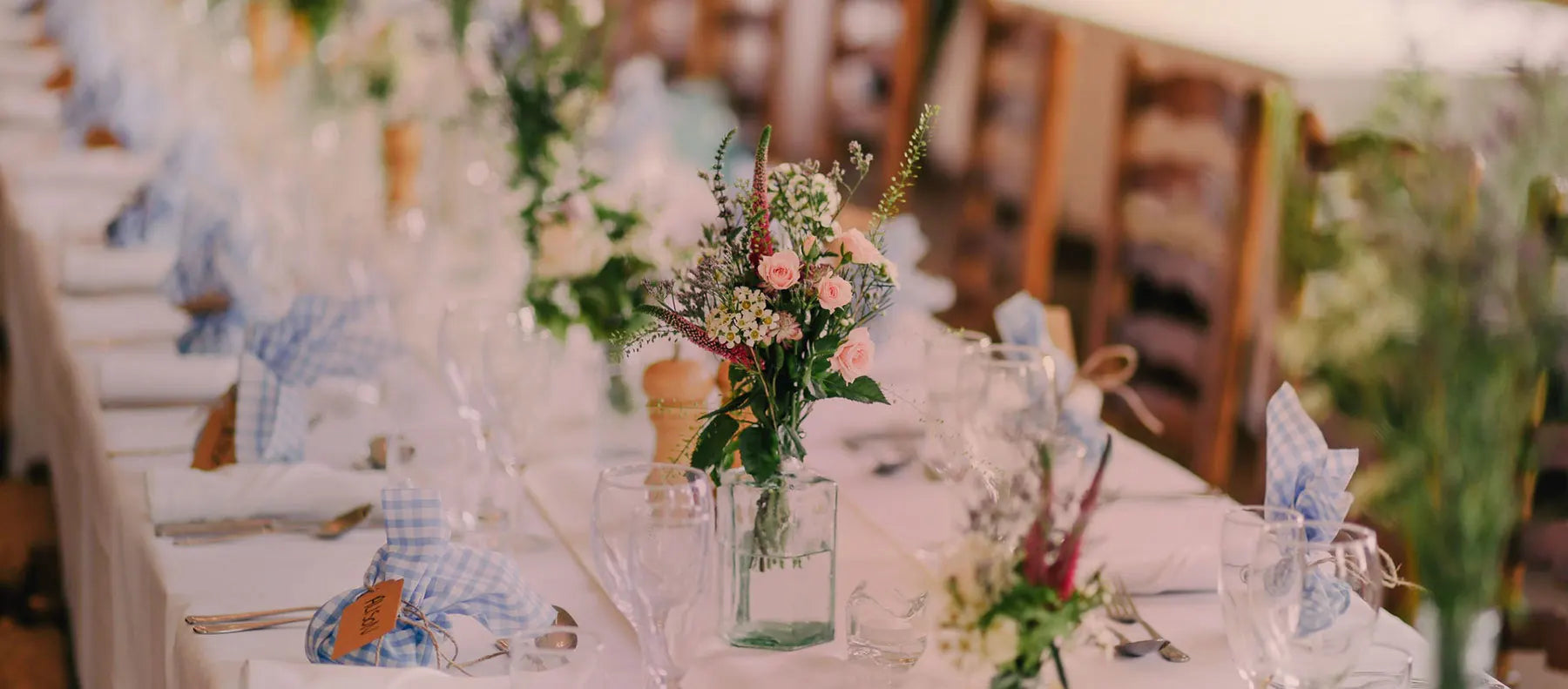 gift-registry-section-image-of-event-table-for-dinner-seating
