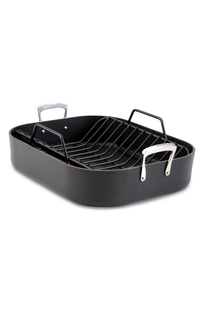 Roasting pan outlet grill rack