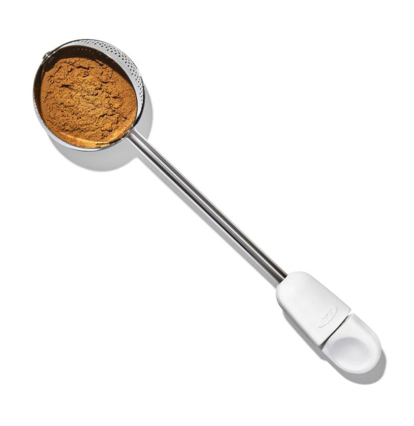 Oxo Baker's Dusting Wand
