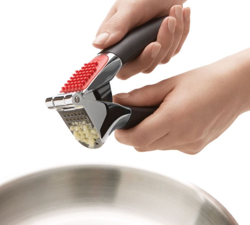 Oxo Garlic Press W/ Cleaner